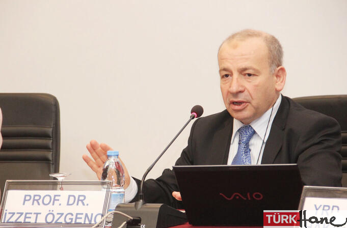 Prof. Dr. İzzet Özgenç: Erdoğan’a hakaret suçu Anayasa’ya aykırı