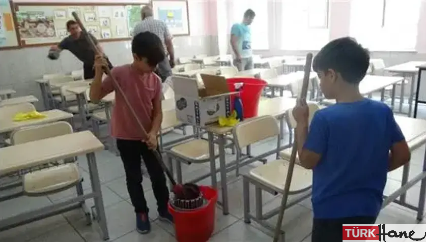 Bakan, 30 bin temizlik personeli alınacağını duyurdu