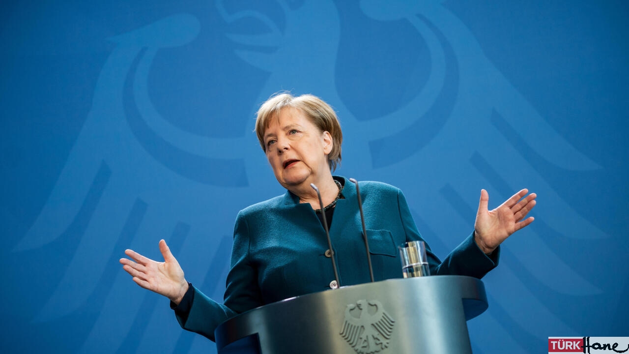 Merkel’den partisi CDU’nun göçmen politikasına eleştiri