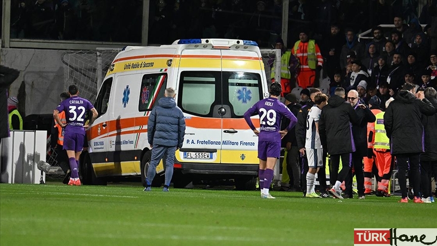 Fiorentina-Inter maçında fenalaşan genç futbolcu Bove, hastaneye kaldırıldı