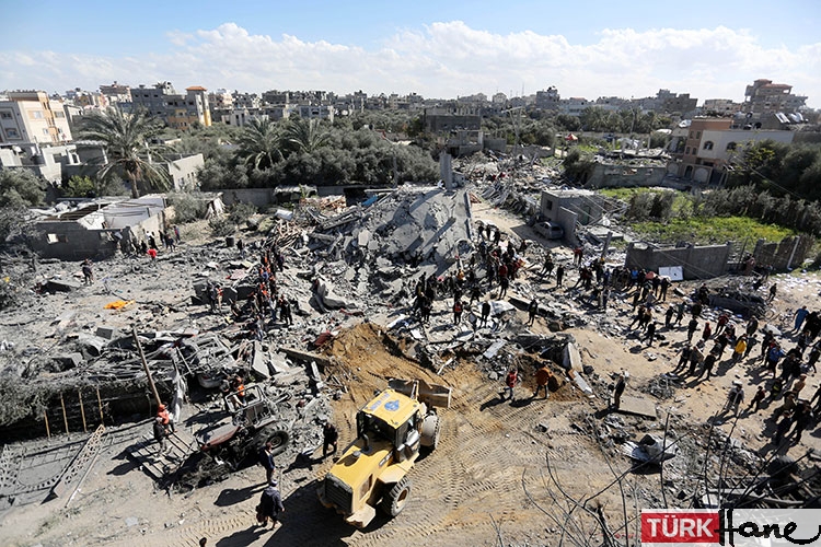 İsrail’in Gazze’ye saldırılarında 2’si bebek 14 kişi öldü