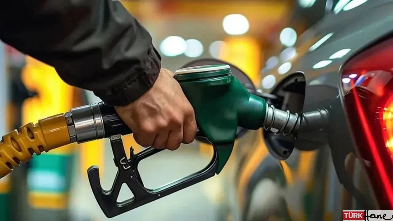 Benzine zam geldi