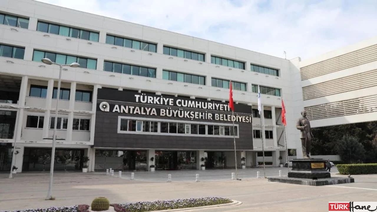 Antalya Büyükşehir Belediyesi’ne yeni operasyon: 3 gözaltı