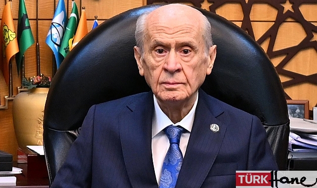 Devlet Bahçeli ‘Alevi Açılımı’nı ünlü şarkıcıyla başlatacak