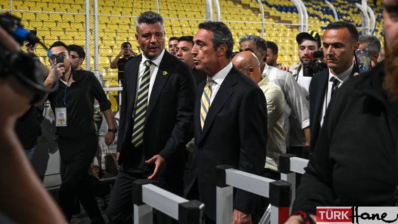 Fenerbahçe’de çarpıcı iddia: 2 futbolcudan bir gazeteciye maçtan önce “Seçim nasıl gidiyor” mesajı