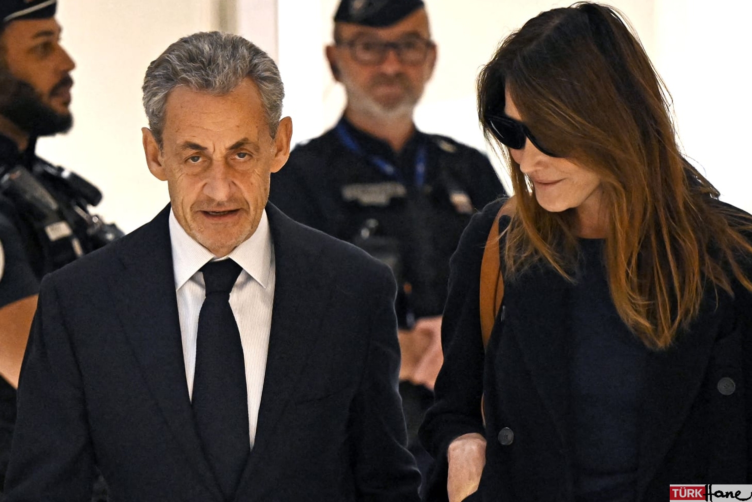 Kaddafi’den bağış almakla suçlanıyordu: Mahkemeden eski Fransa lideri Sarkozy kararı