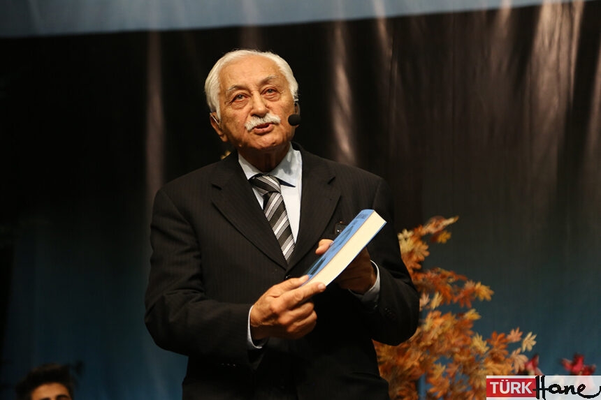 Şair ve yazar Yavuz Bülent Bâkiler hayatını kaybetti