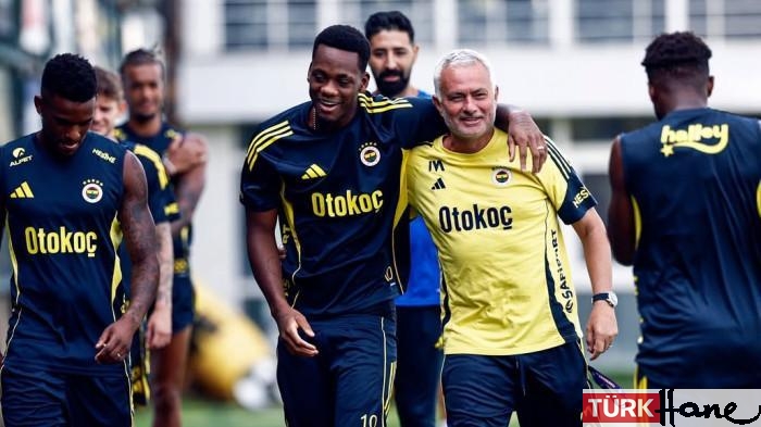 Fenerbahçe’nin yıldızı için olay iddia: ‘Mourinho için geldi, o yüzden oynamıyor’