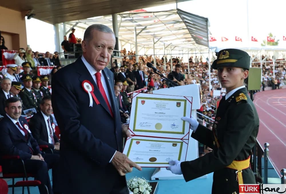 TSK’dan ihraç edilen Teğmen Ebru Eroğlu’na çirkin sözler