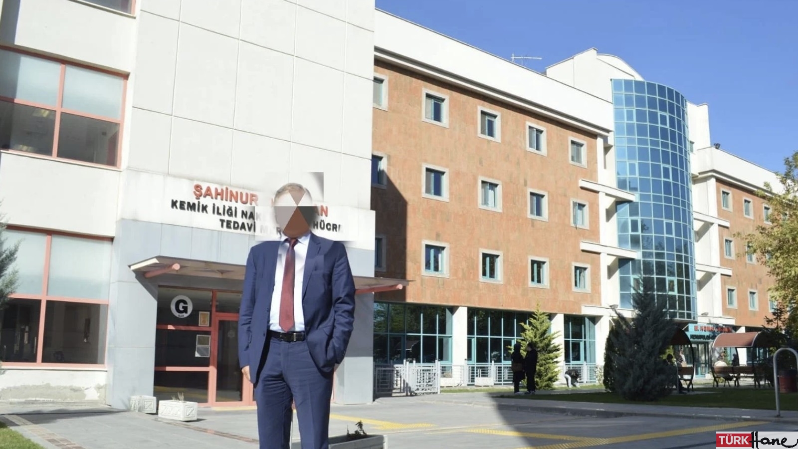 Tedavi ettiği kadını asansörde taciz etti: Mahkemeden profesöre ceza