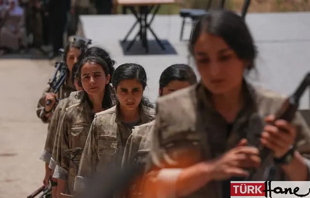 PKK, “tarihi bir adım atacağını” duyurdu