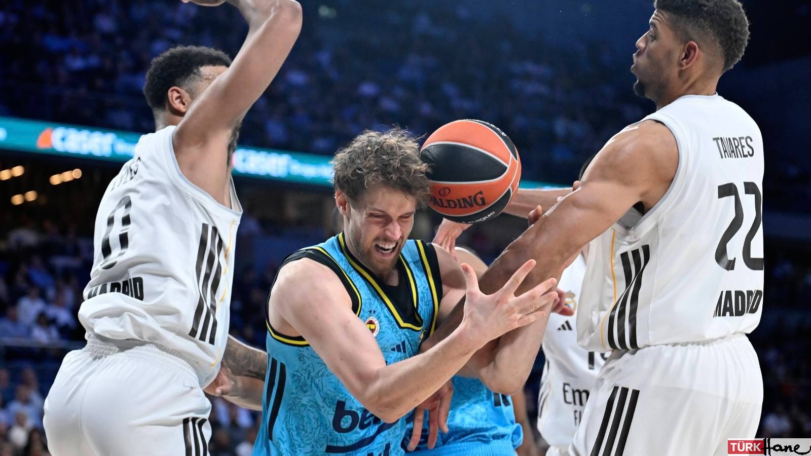 EuroLeague’de 5. mağlubiyet ağır oldu: Fenerbahçe Beko, Real Madrid’e 26 sayı farkla yenildi