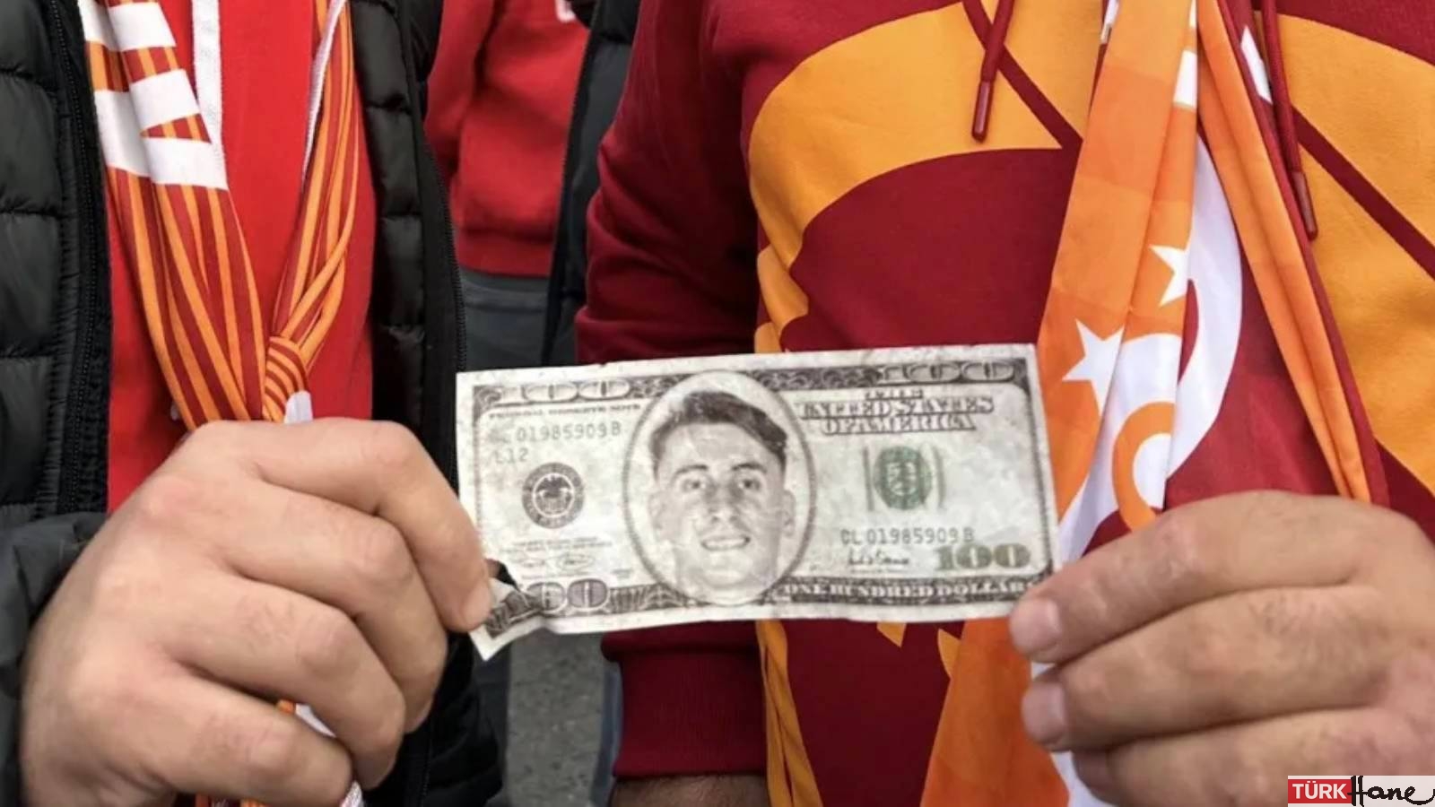 Galatasaray taraftarından Kerem Aktürkoğlu için dolarlı protesto
