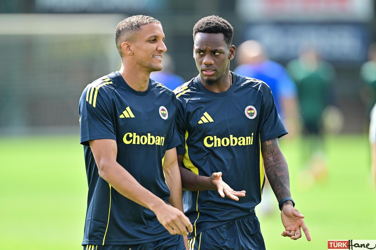 Fenerbahçe’de bir kadro dışı daha