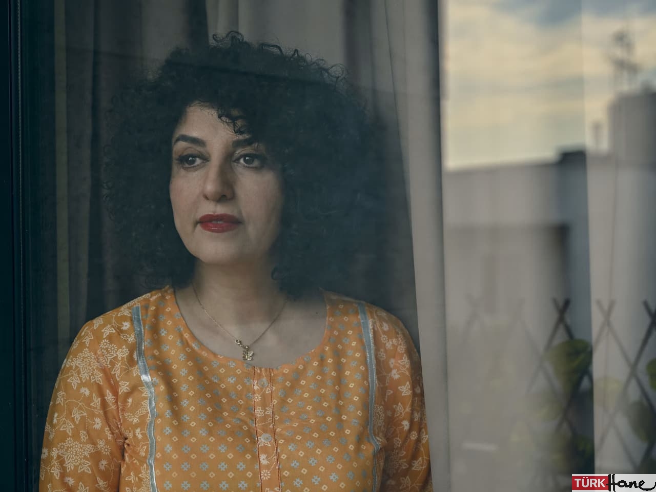 İran’da Nobel ödüllü aktivist Nergis Muhammedi’ye gözaltı