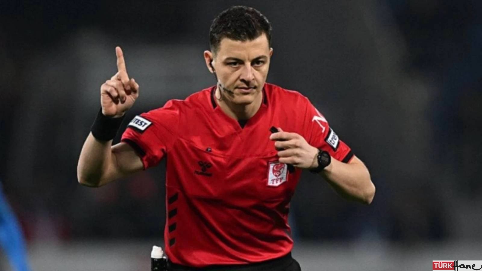 Penaltıdan sonra kaleciyle konuşan hakem Ozan Ergün’ün sözleri gündem oldu: VAR verdi, ben ne yapabilirim?