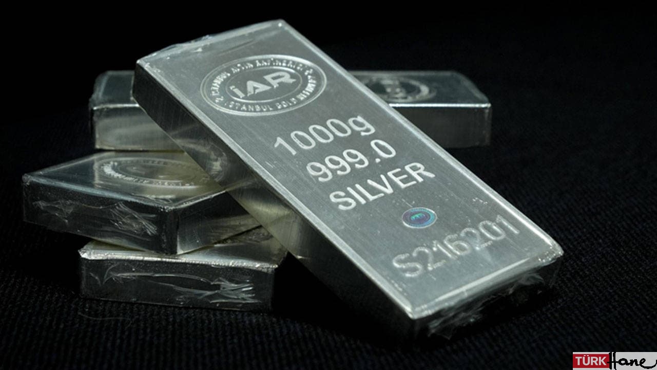 Rekor kırmaya devam eden gümüş ilk kez 70 doları aştı