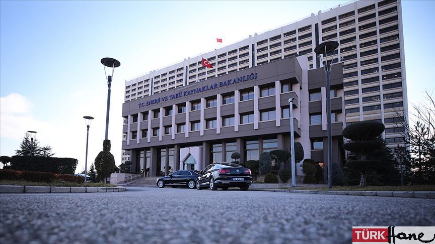 Devlet elektriği pahalı almış, şirketlere ucuza satmış