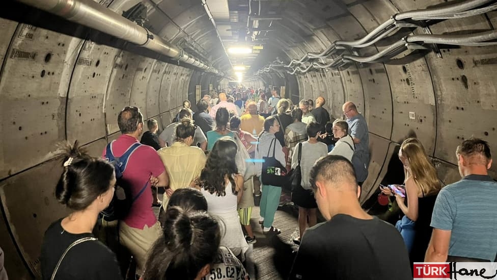 Manş Tüneli’ndeki arıza nedeniyle Eurostar seferleri iptal edildi