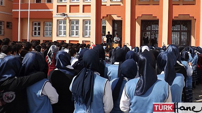 İmam Hatip Lisesi müdürü: Her hafta 3-4 kız öğrenciyi kendi arabamla uyuşturucu tedavisine götürüyorum