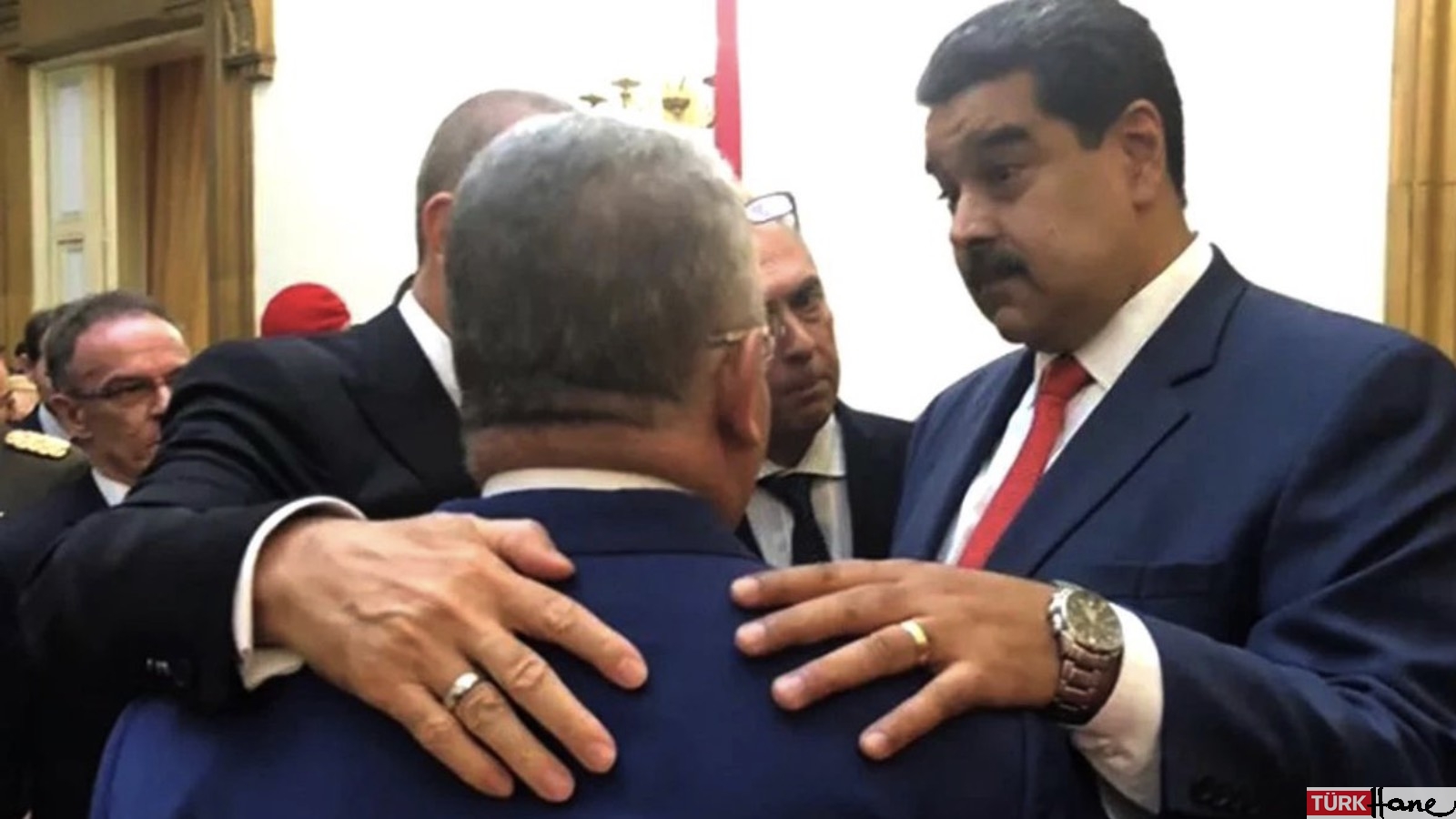 Erdoğan ve Maduro’nun elini omzuna koyduğu fotoğrafla bilinen Ahmet Ahlatcı konuştu