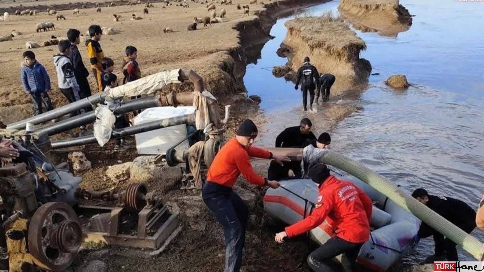 Şanlıurfa’da otomobil sulama kanalına düştü: 19 gündür aranan sürücünün cesedi Suriye’de bulundu