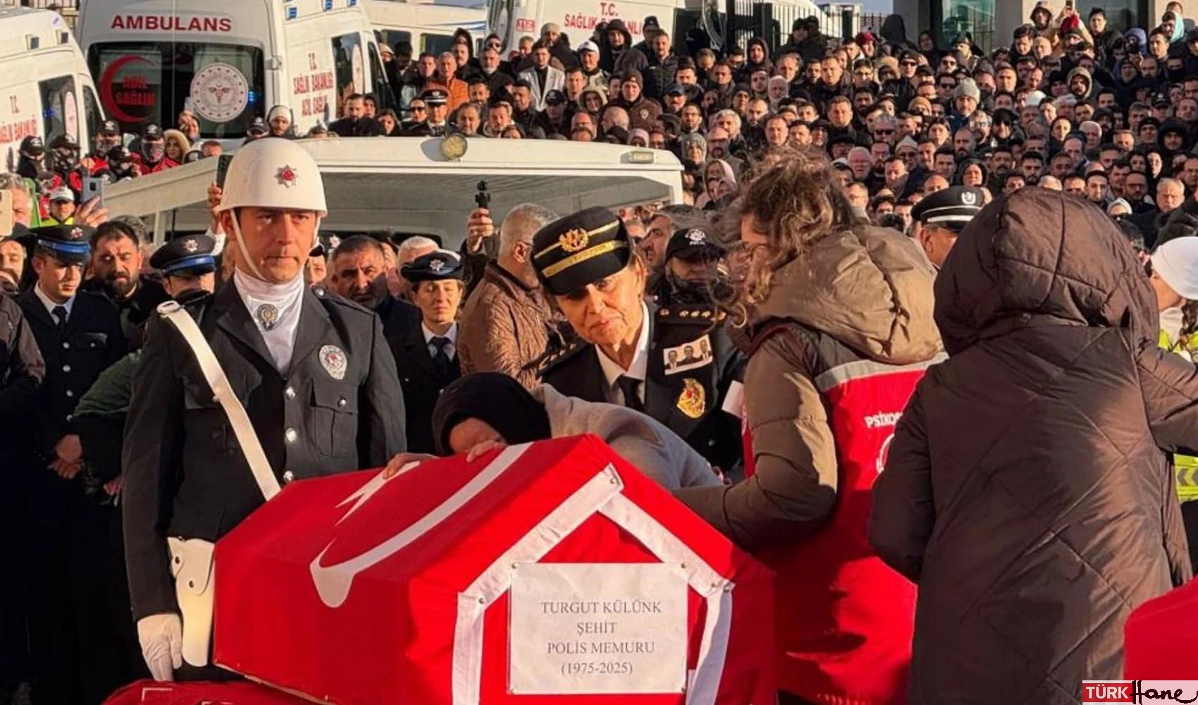Valilik, Yalova’da şehit düşen polislerin aileleri için IBAN paylaştı
