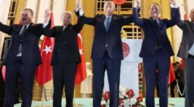 Cumhur İttifakı'nda 'saray sevdası' kriz çıkardı