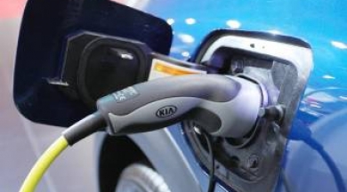 Elektrikli otomobil satışları hızla düşüyor: Avrupa neden benzine geri döndü?