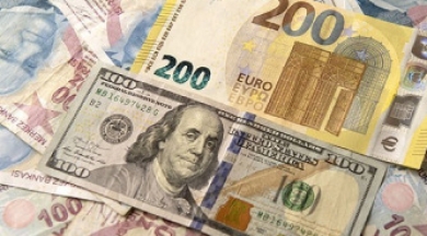 Dolar ve euro haftaya nasıl başladı?