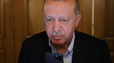 Erdoğan'ın telefonundaki uygulamayı ifşa etti: Yakından takip ediyor!