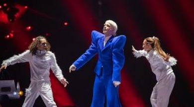 Eurovision: Hollandalı şarkıcı diskalifiye edildi